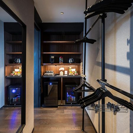 Walton Suites Sukhumvit Bangkok Esterno foto