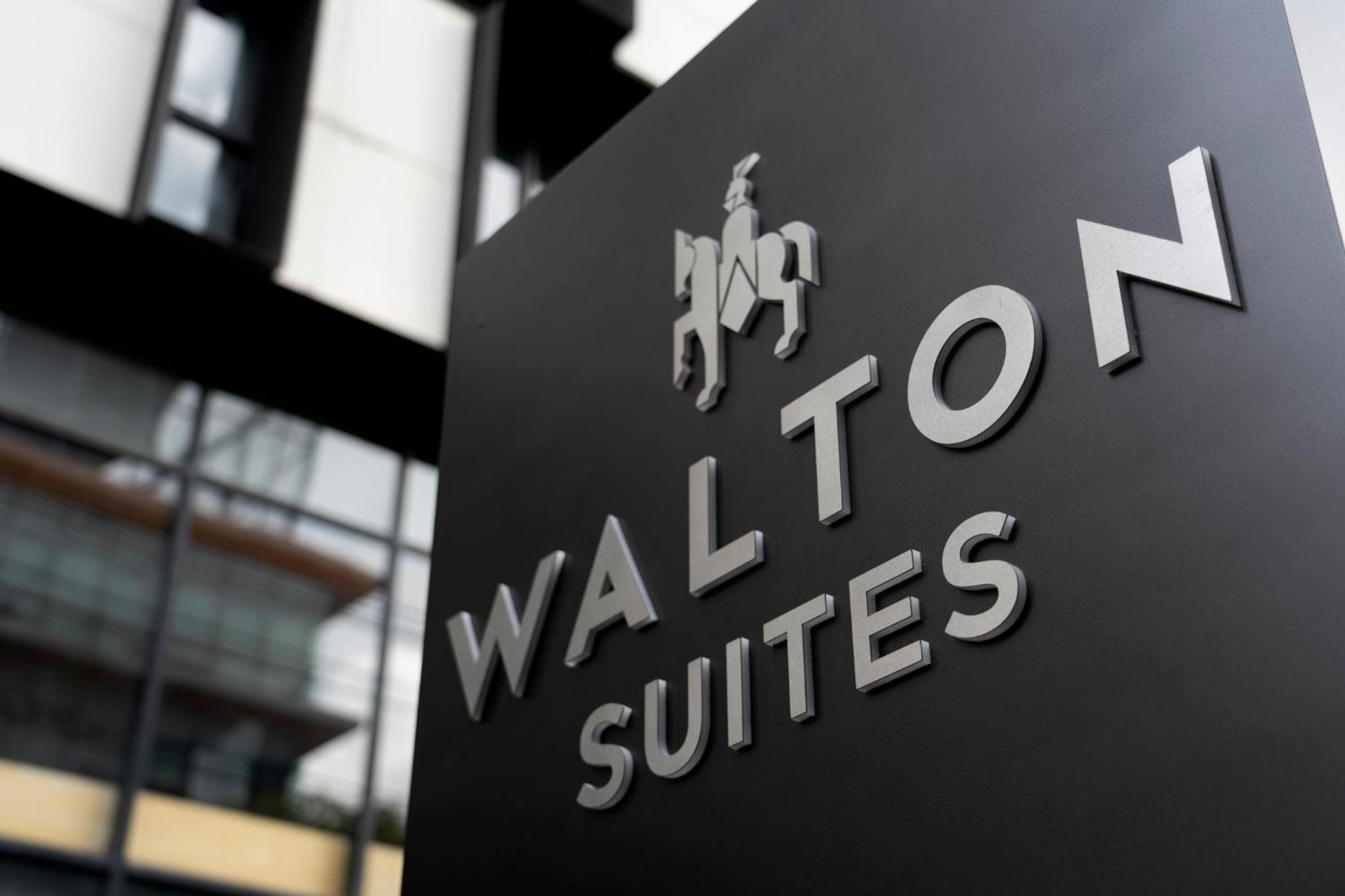 Walton Suites Sukhumvit Bangkok Esterno foto
