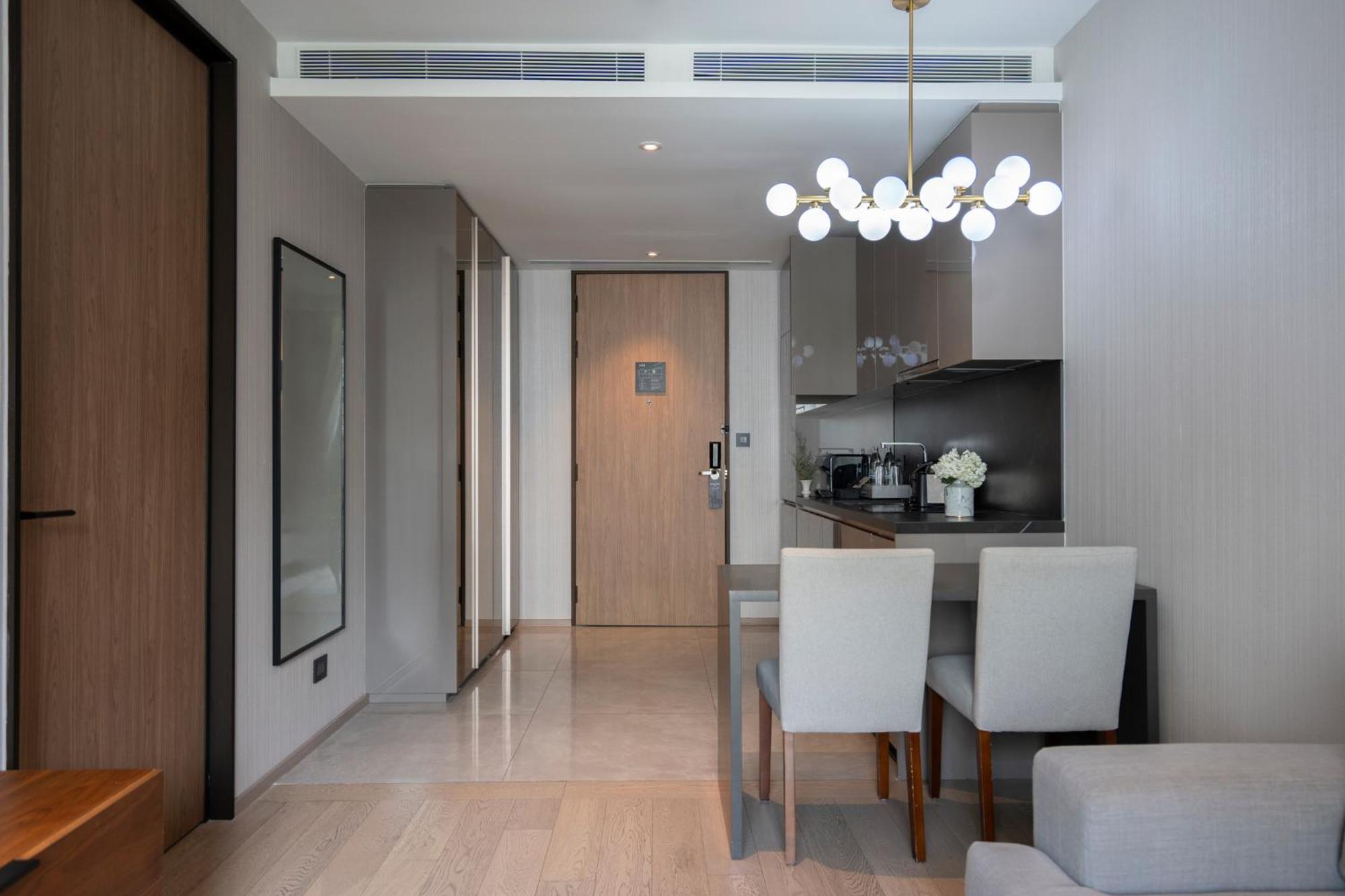 Walton Suites Sukhumvit Bangkok Esterno foto