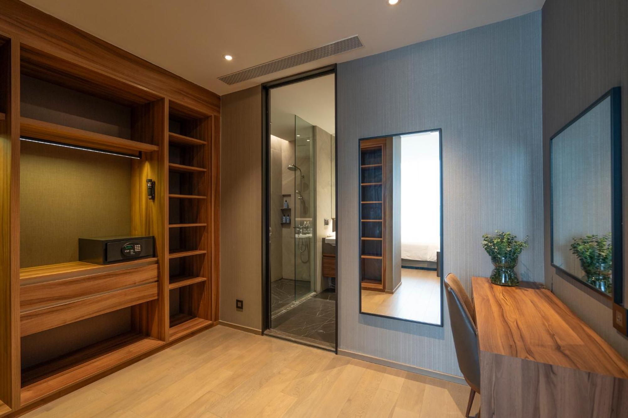 Walton Suites Sukhumvit Bangkok Esterno foto
