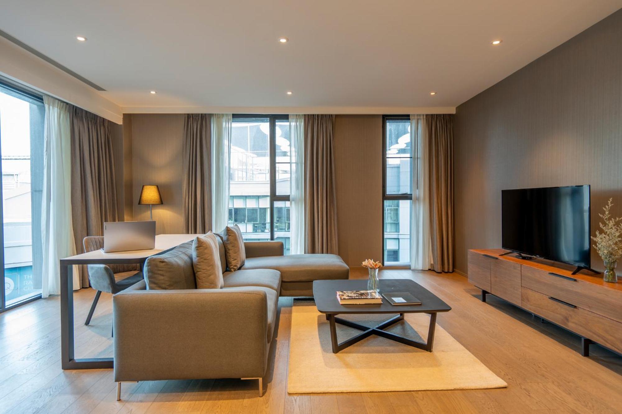 Walton Suites Sukhumvit Bangkok Esterno foto