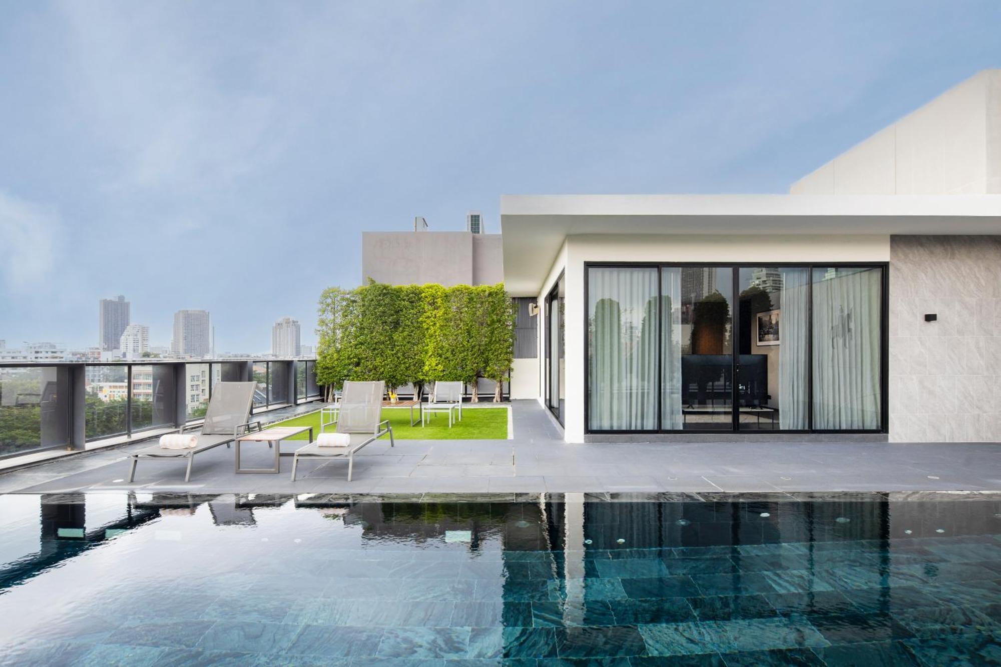 Walton Suites Sukhumvit Bangkok Esterno foto