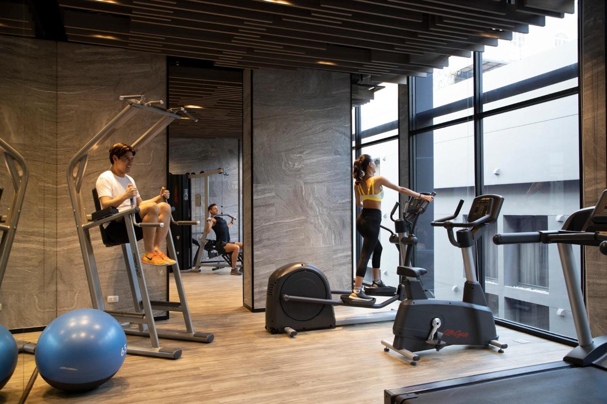 Walton Suites Sukhumvit Bangkok Esterno foto