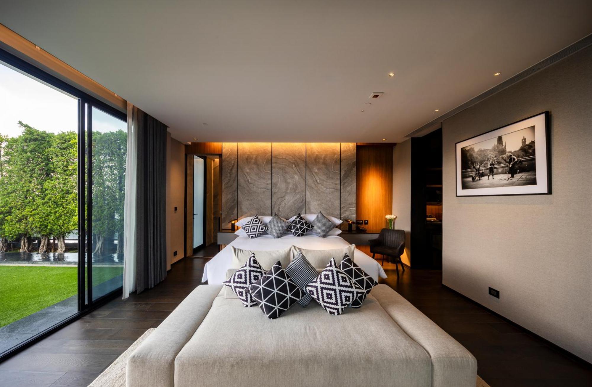 Walton Suites Sukhumvit Bangkok Esterno foto