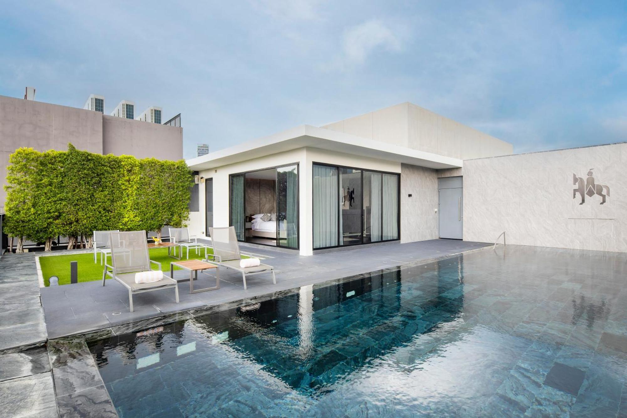 Walton Suites Sukhumvit Bangkok Esterno foto