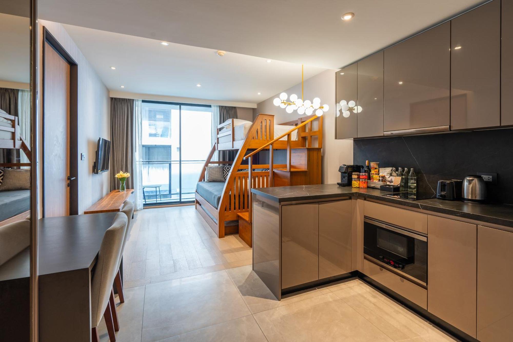 Walton Suites Sukhumvit Bangkok Esterno foto
