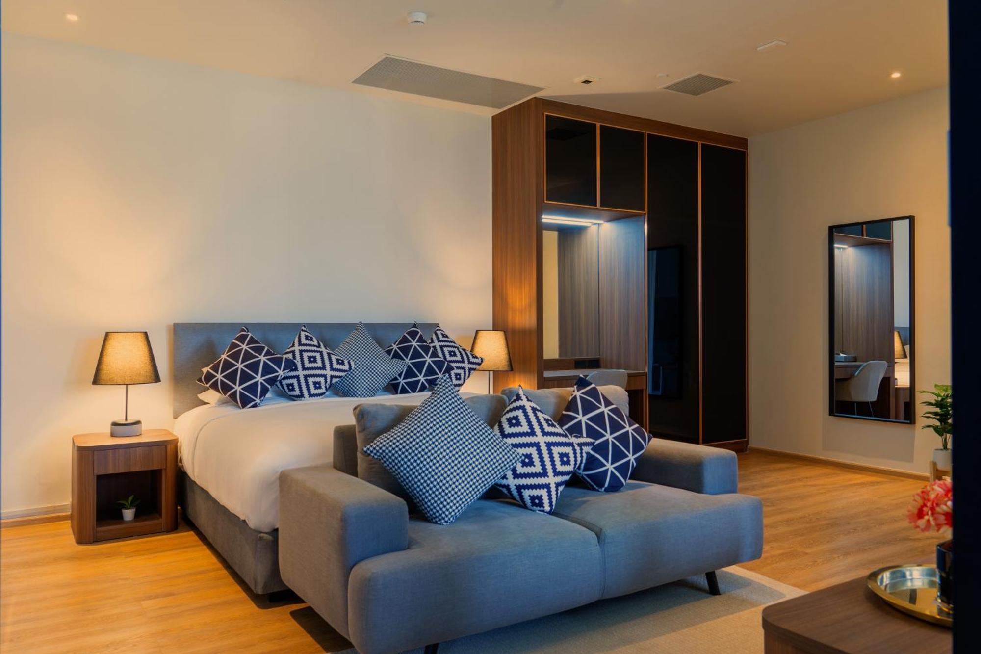 Walton Suites Sukhumvit Bangkok Esterno foto