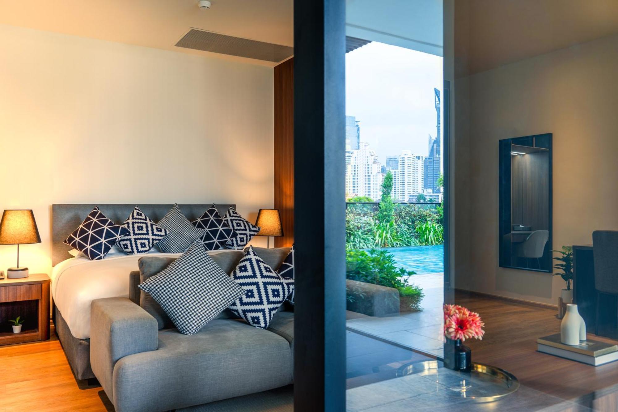 Walton Suites Sukhumvit Bangkok Esterno foto